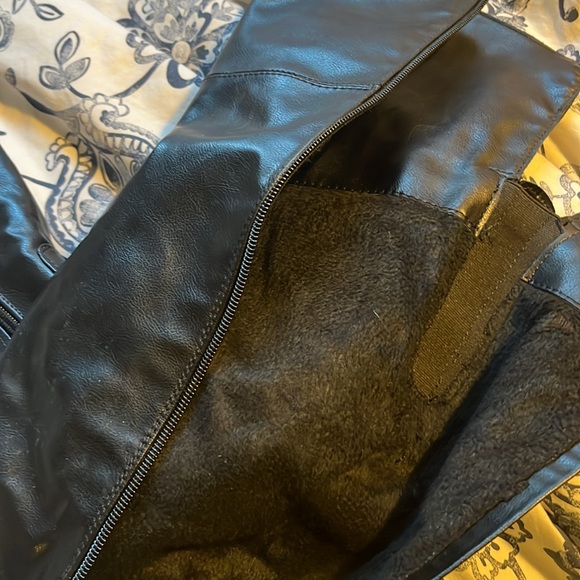 Black over the knee faux leather zip up side boots - Picture 3 of 3